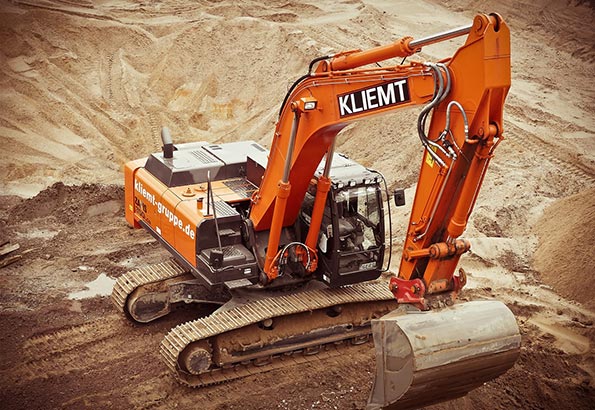 推土机常见故障及保养步骤详解